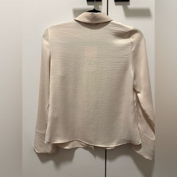 Zara Ruffled Blouse - Picture 5 of 6